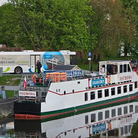 Piekarczyk - Old Town - No Air Conditioning Апартаменты Эльблонг