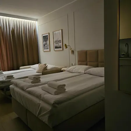 Piekarczyk - Old Town - No Air Conditioning Апартаменты *